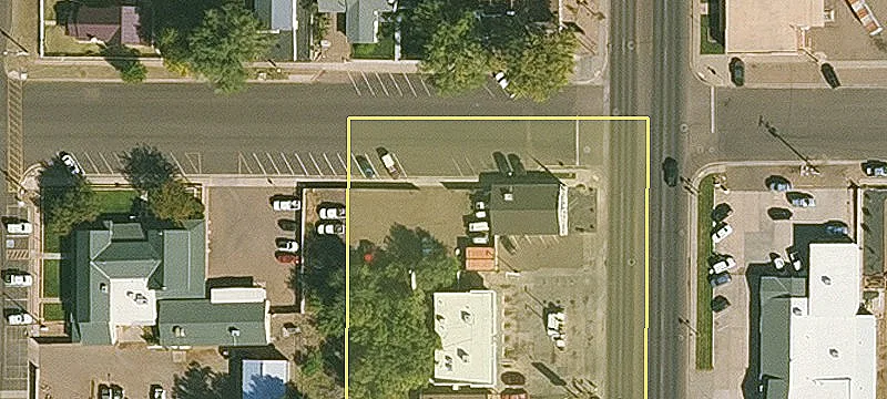 106 Main St