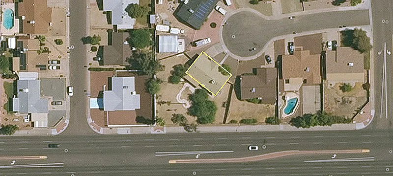 3121 Woodridge Dr