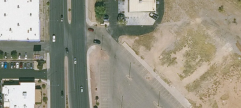 22nd St At S Wilmot Rd