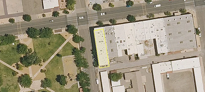 921 Main St
