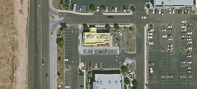 13860 Camelback Rd