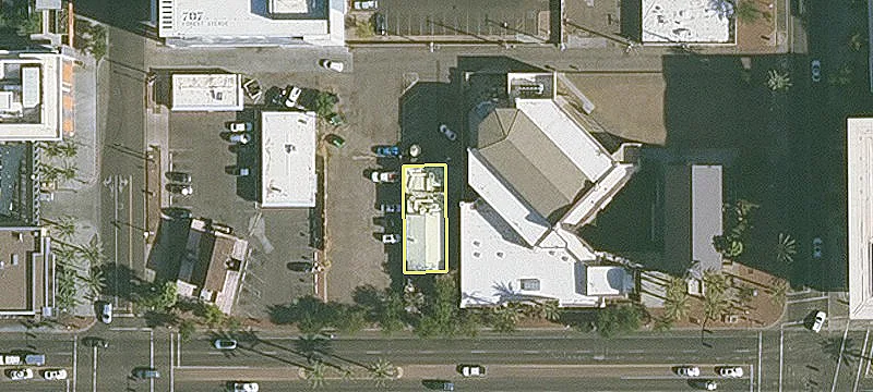 222 University Dr