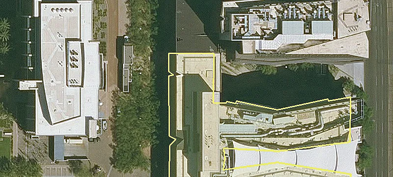 600 Van Buren St