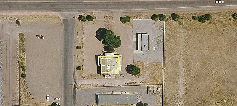 900 Main St