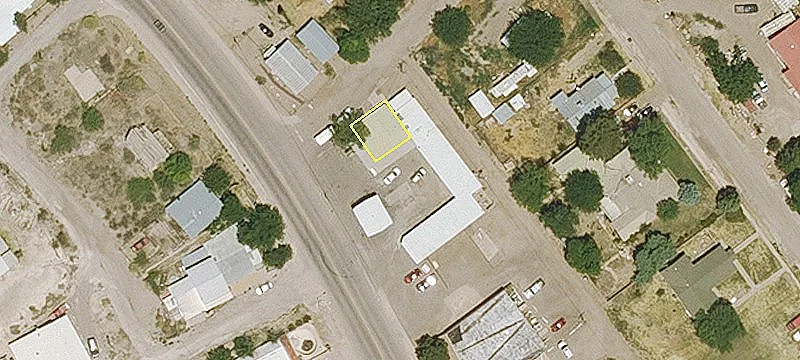 500 Old W Hwy