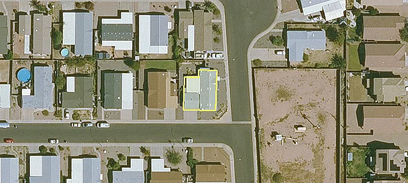 9752 Empress Ave