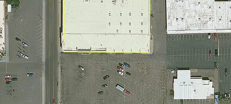 1410 Main St