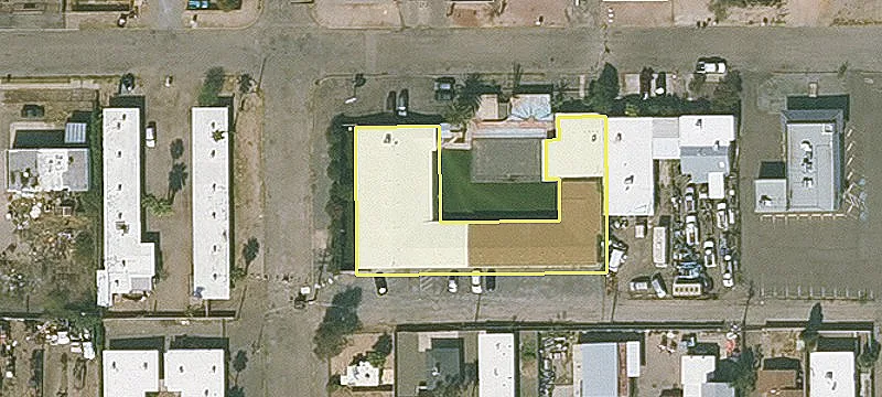 255 Flores St