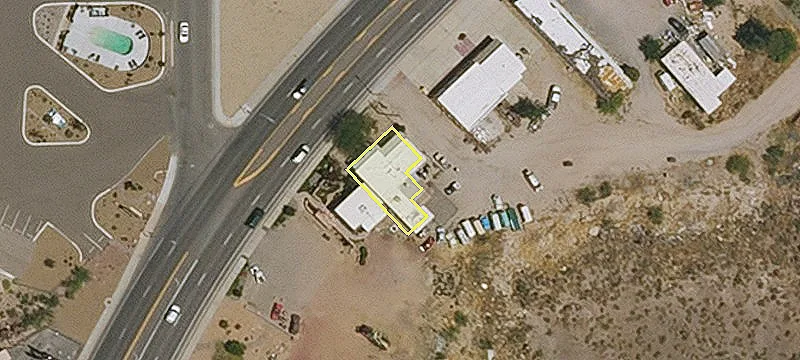 1912 Andy Devine Ave