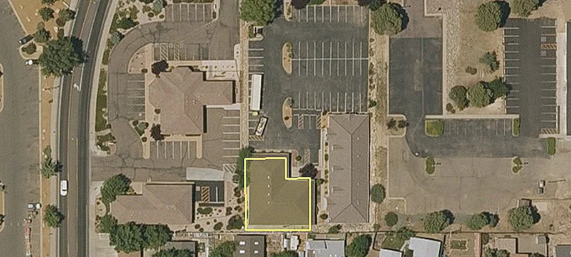 957 Black Dr