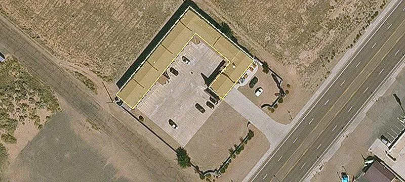 2211 Navajo Blvd