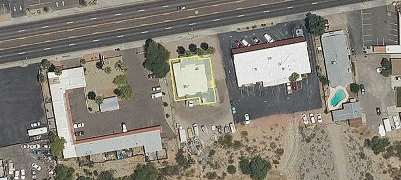703 Wickenburg Way