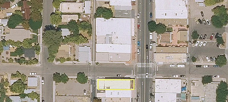 1004 Main St