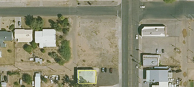 320 Arizona Blvd