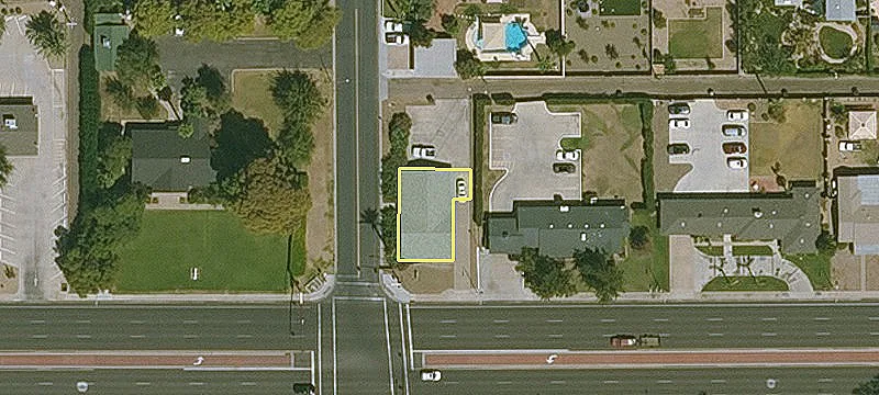 598 Chandler Blvd