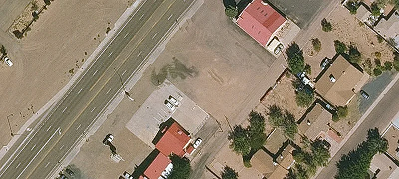 2112 Navajo Blvd