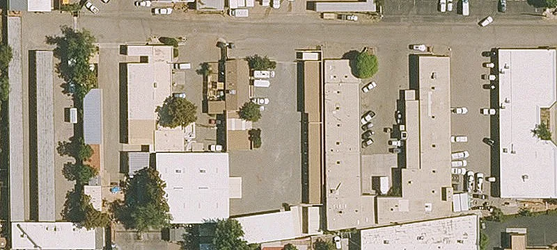 2065 Contractors Rd