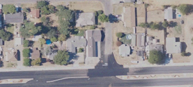 1835 Beale Rd