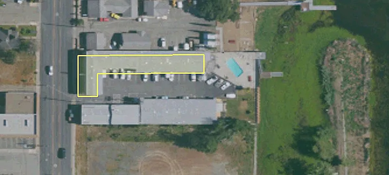 950 Main St