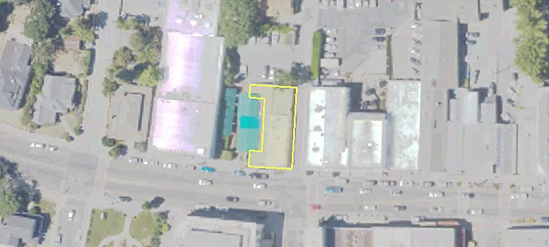 302 Main St
