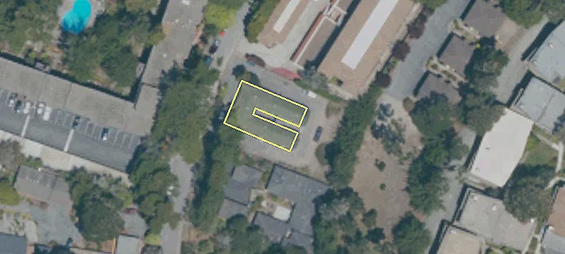 225 Grv Acre Ave
