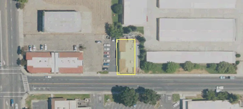 1236 Main St