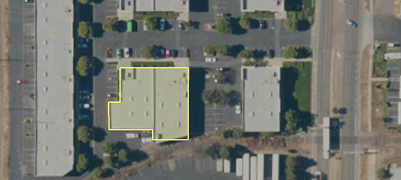 2211 Macarthur Dr