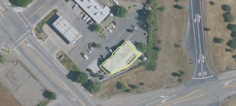 1198 Cloverdale Blvd