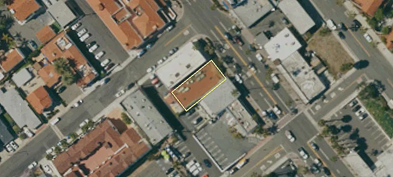 216 El Camino Real