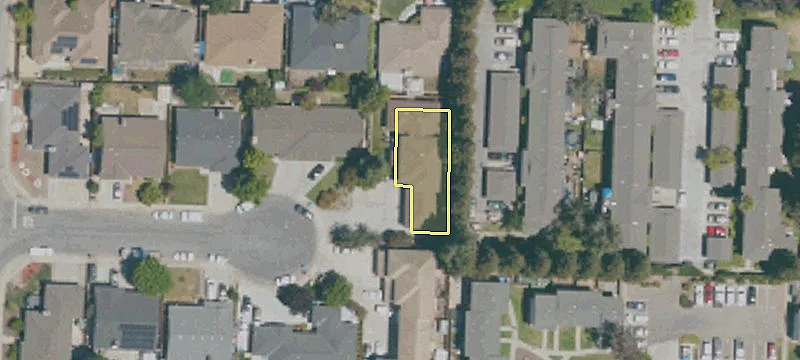 1040 Plum Ct