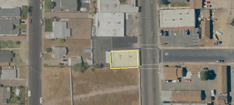 401 Main St