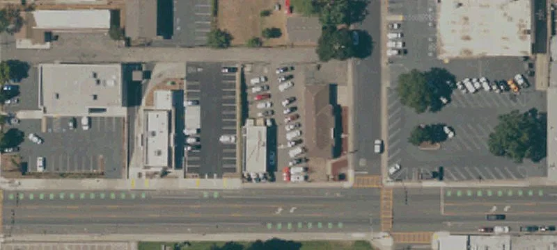 439 Yosemite Ave