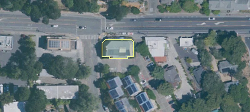 7385 Healdsburg Ave