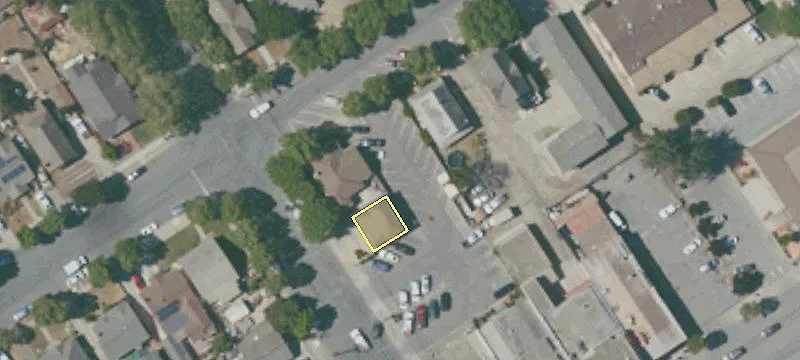 427 Lynn St