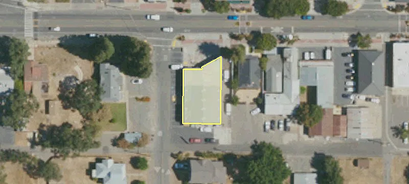 9020 Elk Grv Blvd