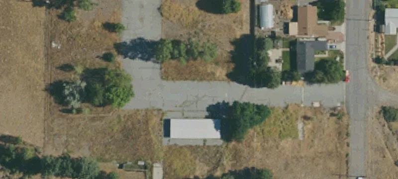 300 Hl St