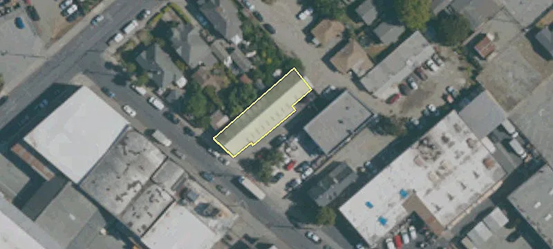 38 Menker St