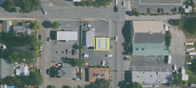 301 Main St