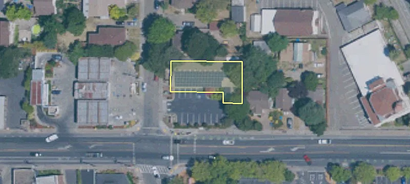 7182 Healdsburg Ave