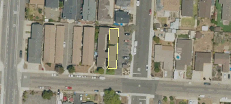 1389 Nice Ave
