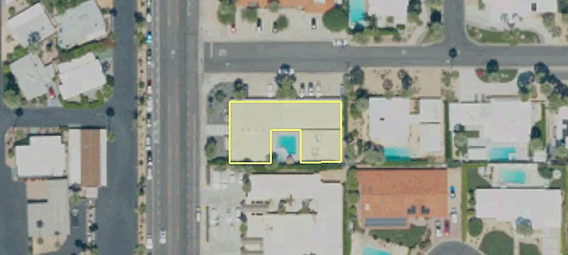 1900 Camino Real