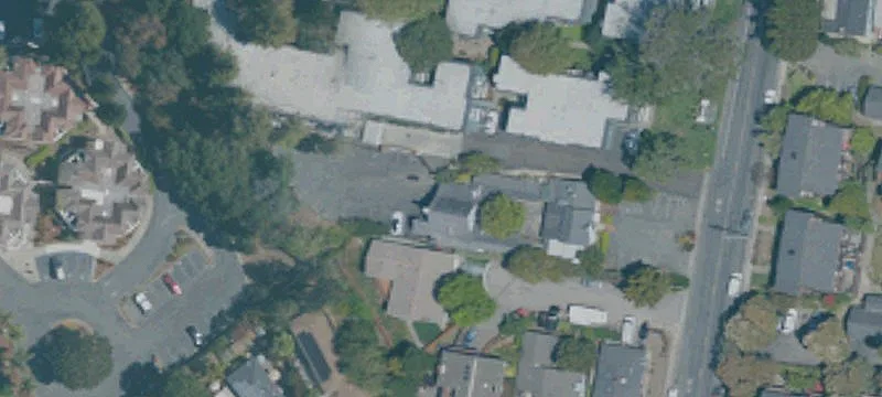 911 Capitola Ave