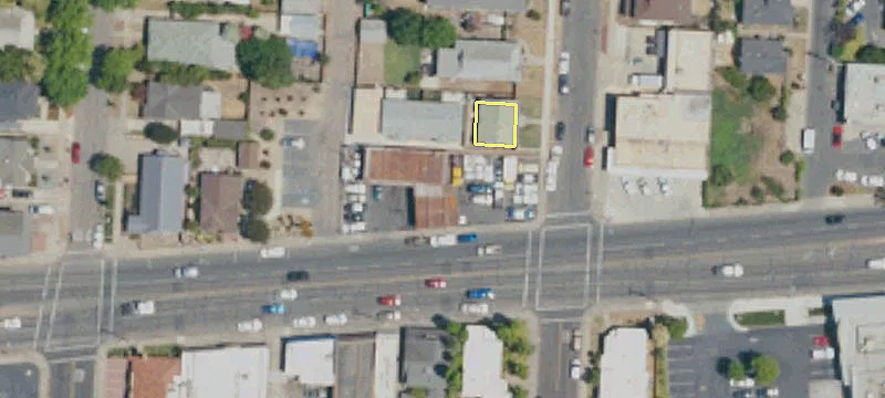 305 Lodi Ave
