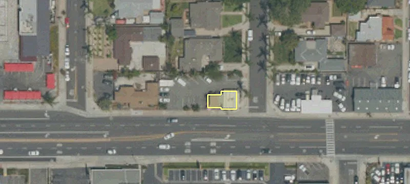 1231 Chapman Ave