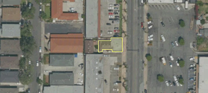 1416 Main St