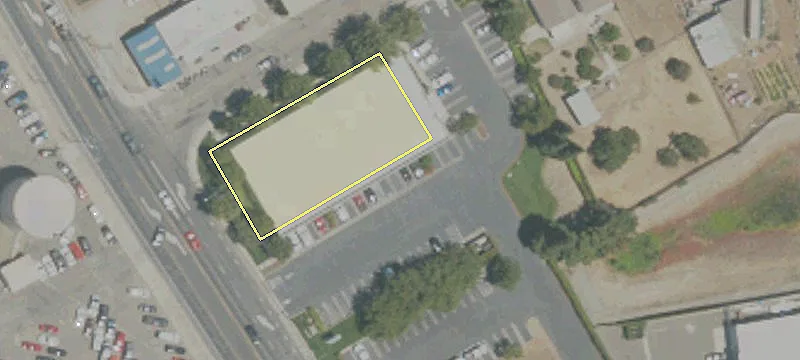 711 Yosemite Ave