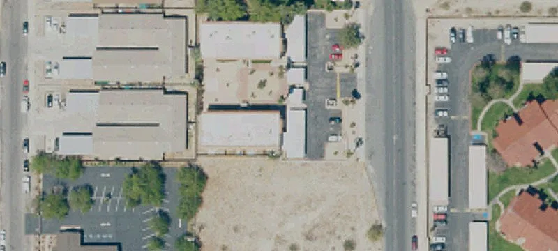 13285 Mesquite Ave