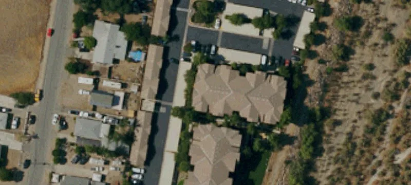 2088 Lakeshore Dr