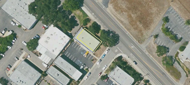 3210 El Camino Real