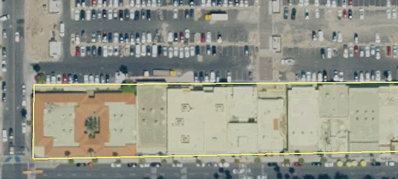 73670 El Paseo